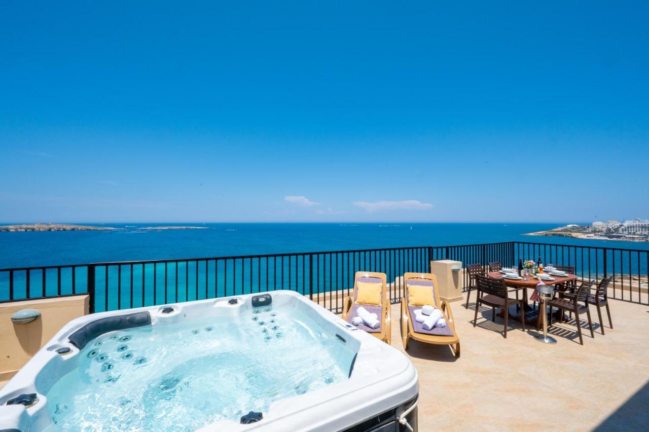 Islet Promenade Seafront Penthouse: Breathtaking Views & Private Hot Tub Apartment St. Paul's Bay Exterior photo