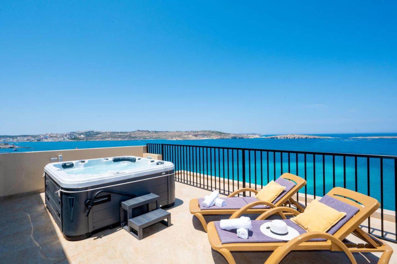 Islet Promenade Seafront Penthouse: Breathtaking Views & Private Hot Tub Apartment St. Paul's Bay Exterior photo
